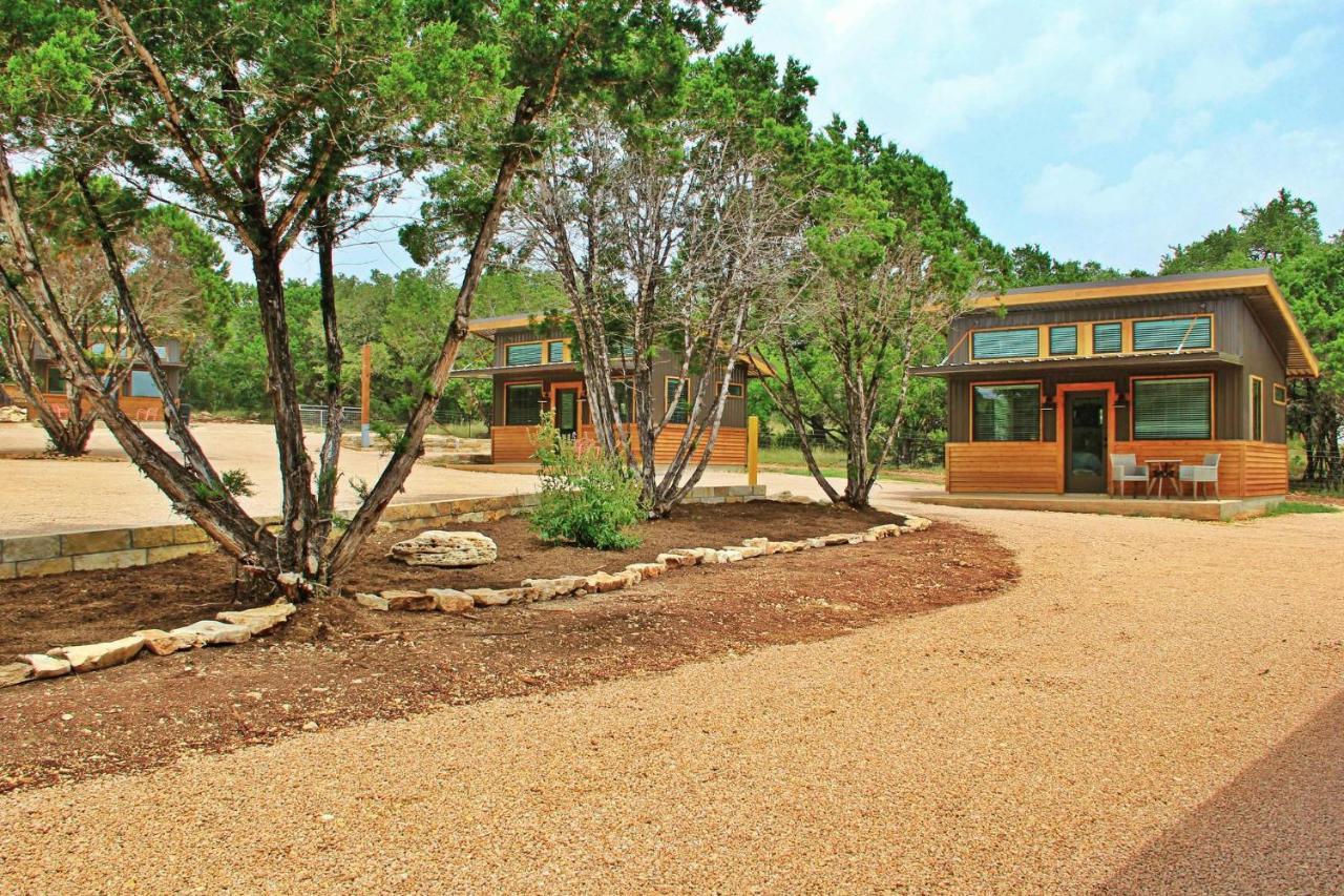 Green Acres Cottages - Dripping Springs Suite Уимберли Экстерьер фото